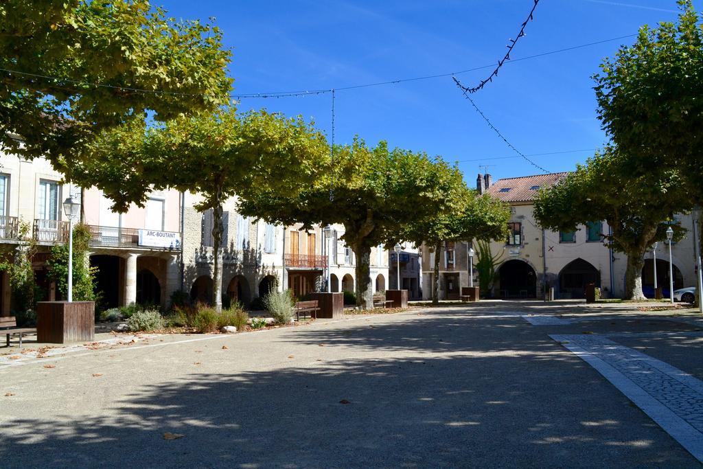 Gite Sicard Sos Exterior foto